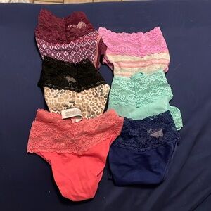 Lot of 6 VS Thongs